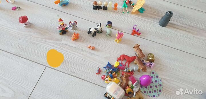 Игрушка киндер kinder