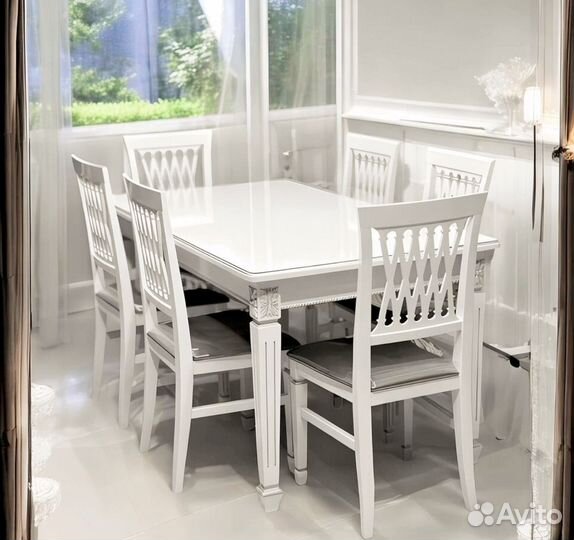 Столы и стулья новые