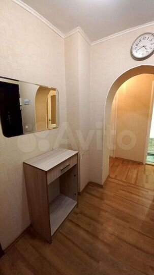 2-к. квартира, 52 м², 4/9 эт.