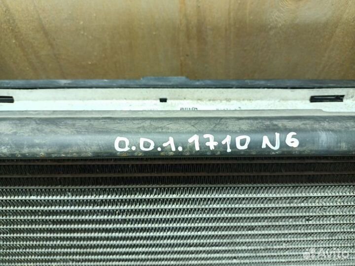 Радиатор охлаждения двигателя Volkswagen Touareg