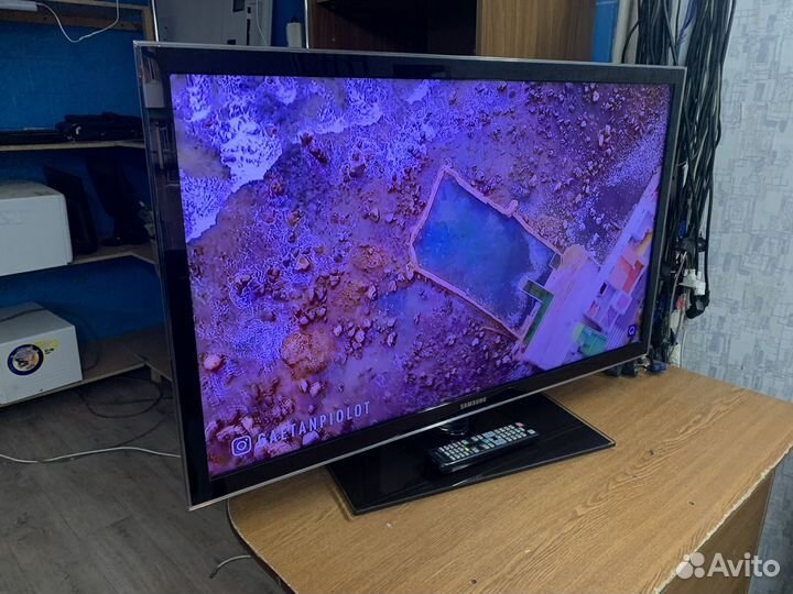 Телевизор ЖК samsung ue40d5000pw
