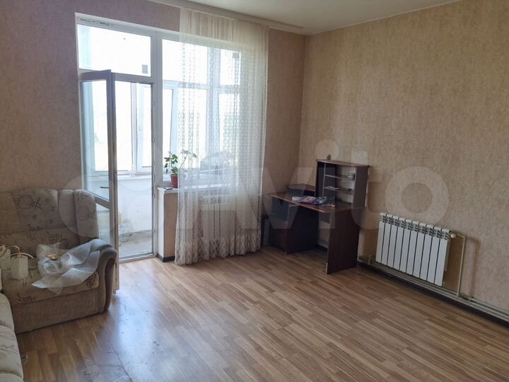 2-к. квартира, 74 м², 1/4 эт.