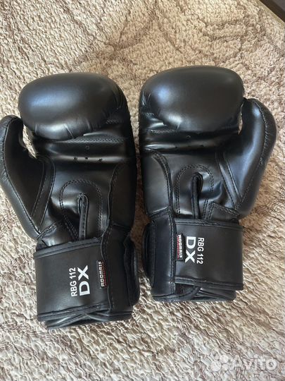 Боксёрские перчатки 10 унций