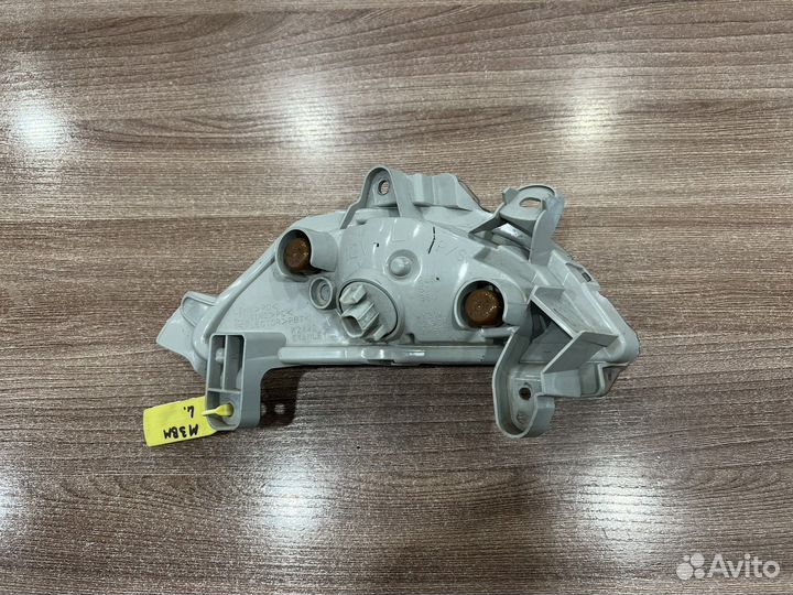 Повторитель поворота левый Mazda 3 BM 2013-2019