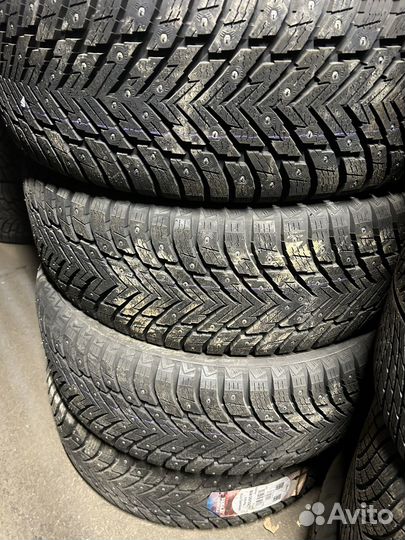 Nokian Tyres Hakkapeliitta 10p SUV 285/45 R22 114T