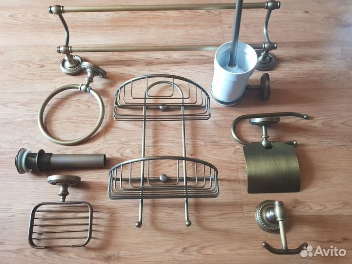 Комплект аксессуаров для ванной комнаты