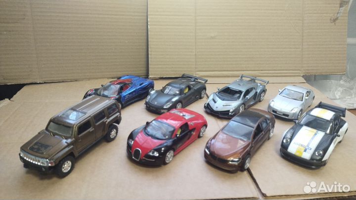 Машинки металлические 1/32