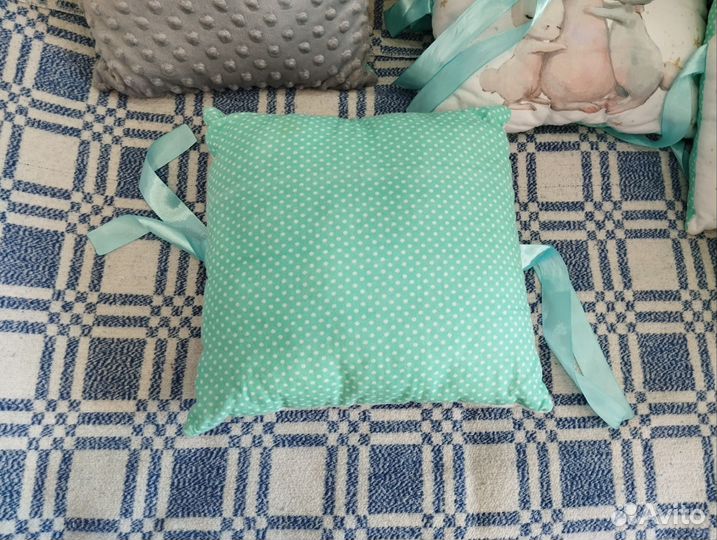 Бортики в детскую кроватку