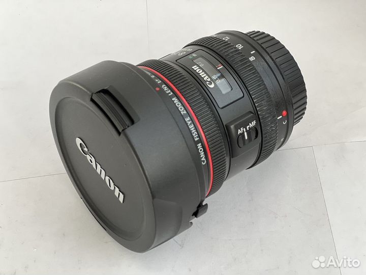 Canon EF 8-15mn f/4L FishEye USM