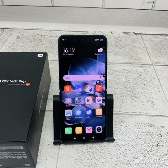 Xiaomi Mix Flip, 12/512 ГБ