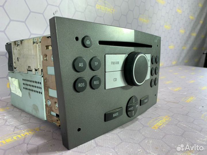 Магнитола Opel Astra H 2005