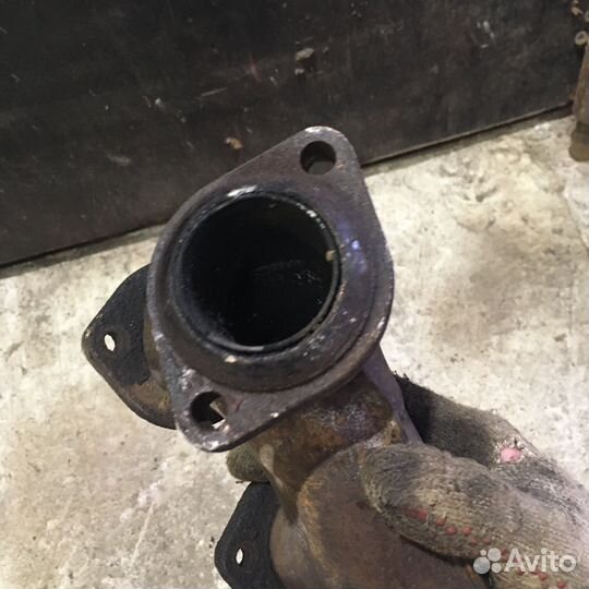 Выпускной коллектор Мерседес M112