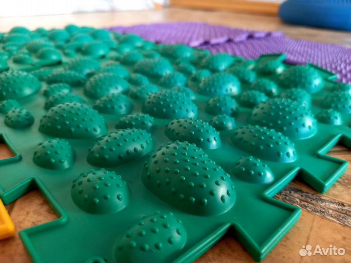 Детский ортопедический массажный коврик