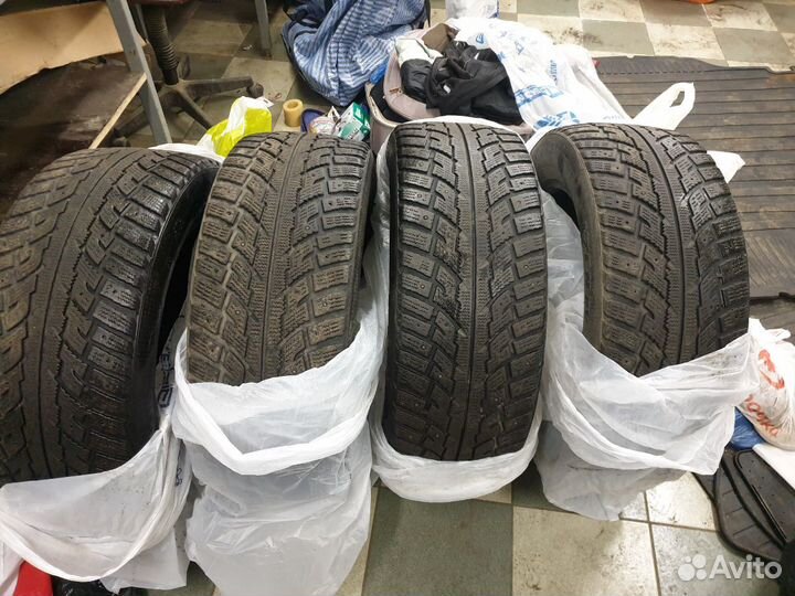 Kumho I'Zen Ice Power KW21 255/55 R18
