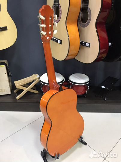 Гитара классическая 1/2