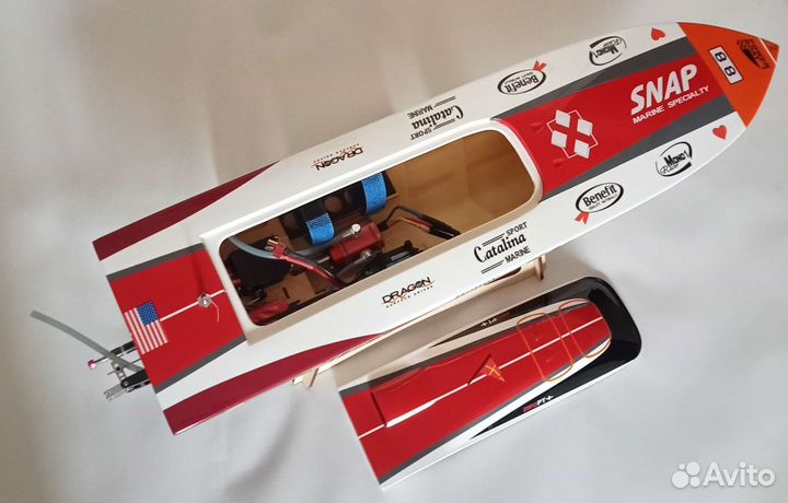 Радиоуправляемый катер Snap 720, б/к