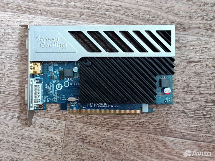 Видеокарта PCI-E Gigabyte Radeon HD 2400 XT /256Mb