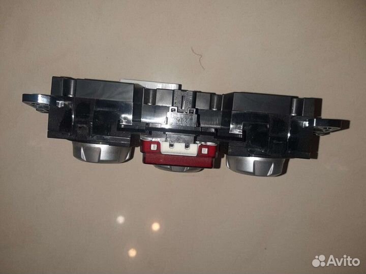 Блок управления климатом Субару Импреза GH 2010г