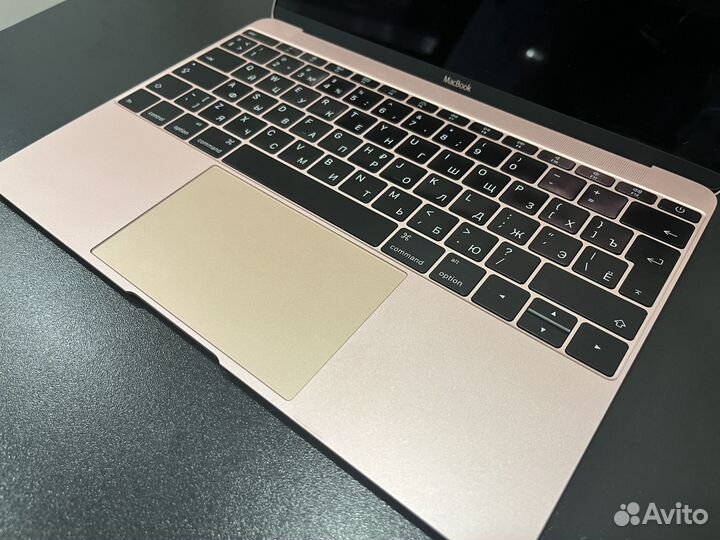 Продаю Macbook 12, модель A1534, розовое золото