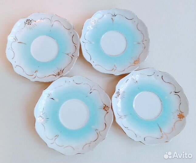 Антикварное блюдце