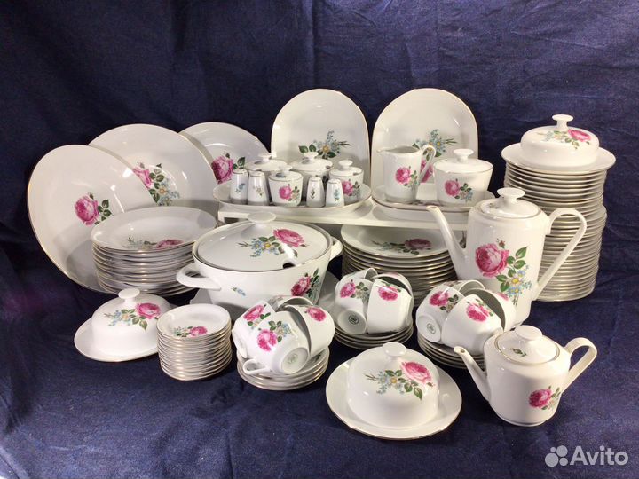 Сервиз чайно-столовый/12 персон/114 пред/гдр/Kahla