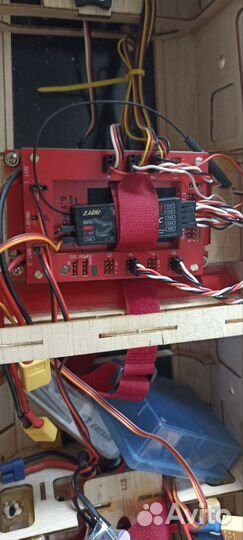 Радиоуправляемый самолет sbach 342