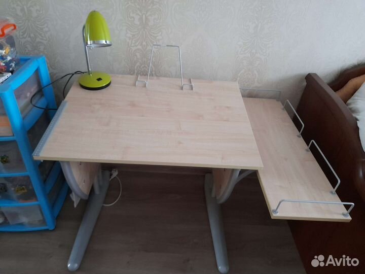 Стол и стул для школьника