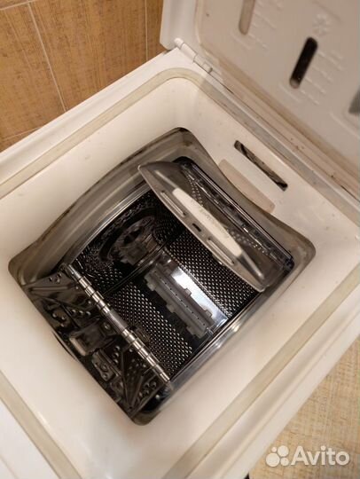 Стир. машина с вертикальной загрузкой whirlpool