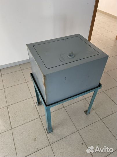 Продаю советский сейф (совдеп)