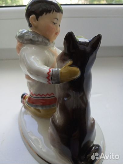 Фарфоровые статуэтки лфз