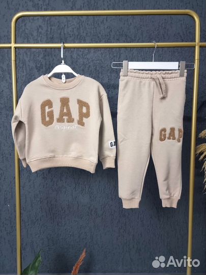 Костюм Gap трехнитка 104 бежевый