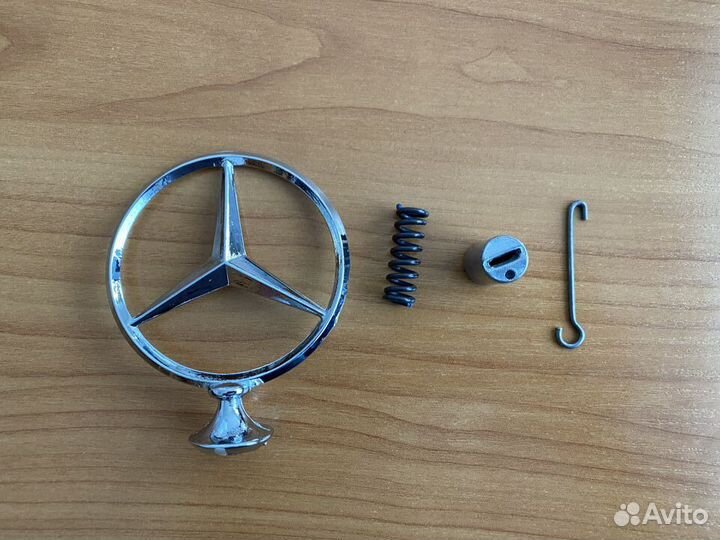 Эмблема Прицел Штерн Мерседес W115/114/108/110
