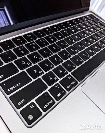 Гравировка клавиатуры ноутбуков, macbook от 30 мин