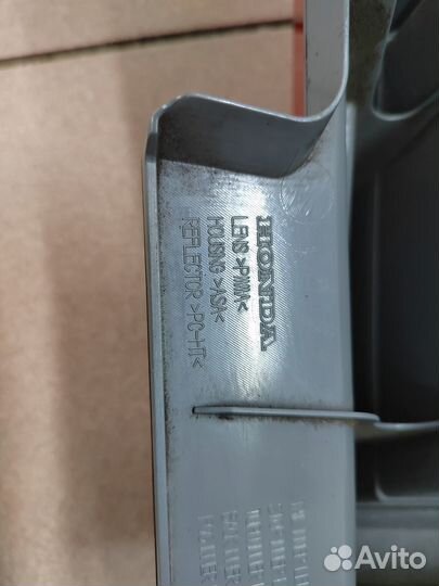 Фонарь задний левый оригинал Honda CR-V 3