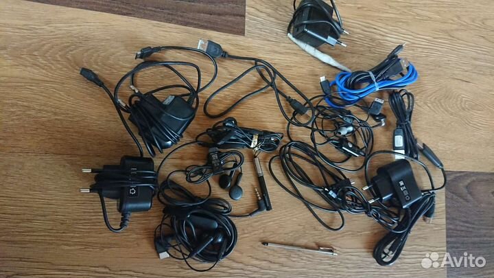 Аксессуары для телефонов