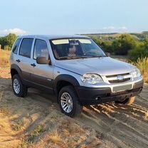 Chevrolet Niva 1.7 MT, 2010, 190 000 км, с пробегом, цена 475 000 руб.