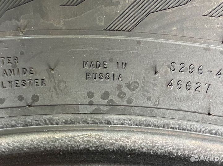 Nokian Tyres Hakkapeliitta 9 SUV 265/65 R17 116T