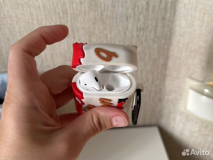 Беспроводные наушники apple airpods 2