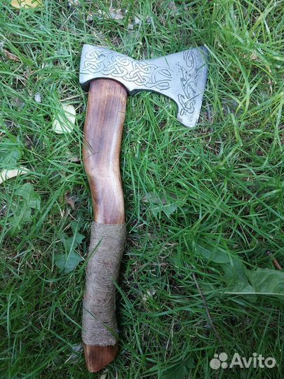 Топор ручной работы