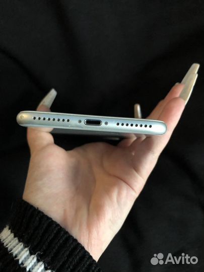 Телефон iPhone 8 plus