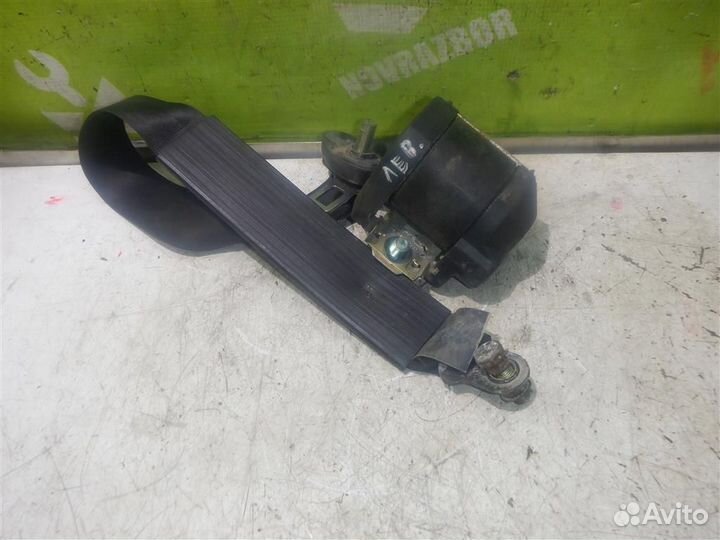 Ремень безопасности Шкода Фелиция