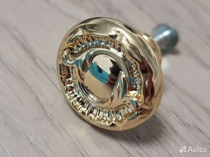 Мебельная ручка-кнопка D30мм золото Giusti Италия