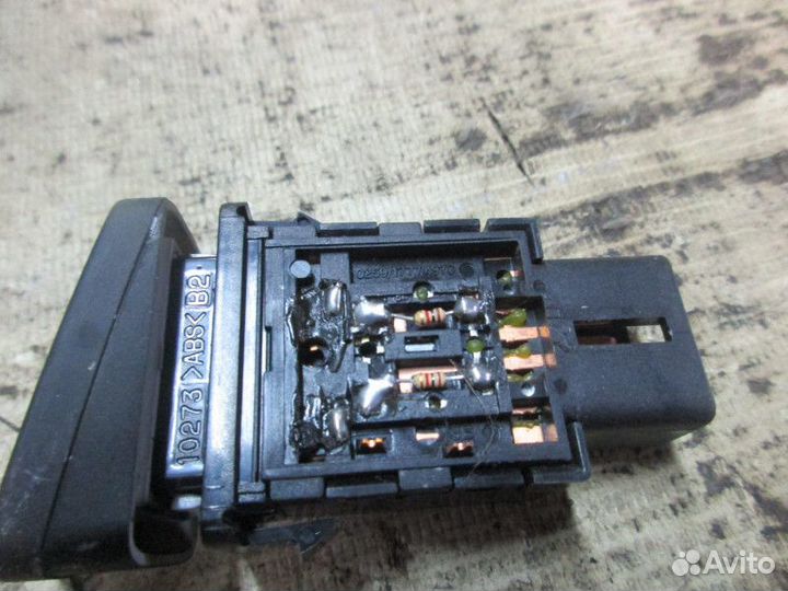 Кнопка противотуманки Hyundai Tucson 2004-2010 (пе