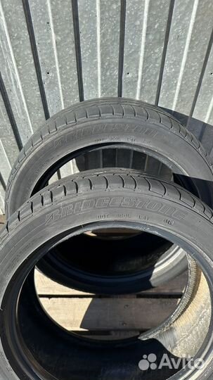 Bridgestone Potenza RE050 235/45 R17