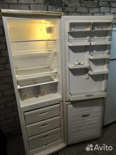 Холодильник атлант. Доставка