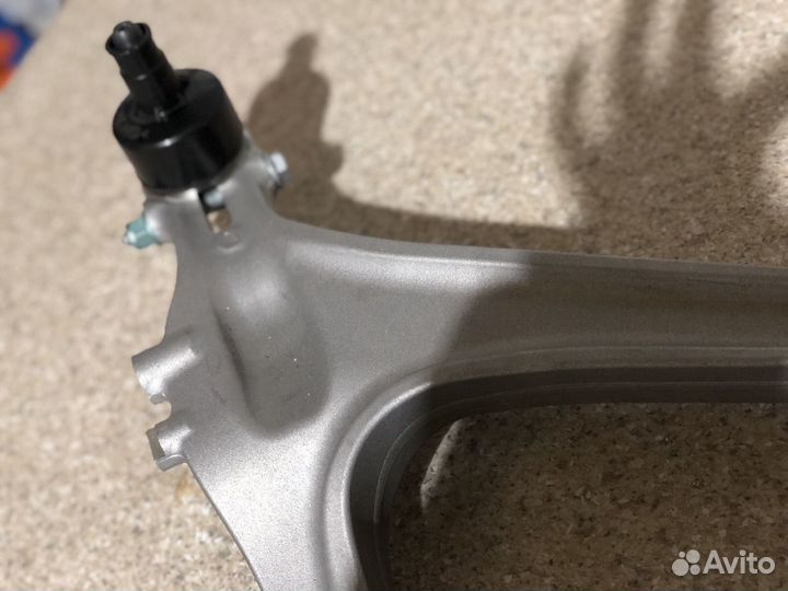 Рычаг Передний нижний на Lamborghini