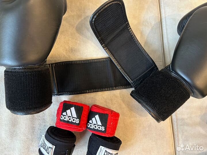 Боксерские перчатки снарядки боксерки