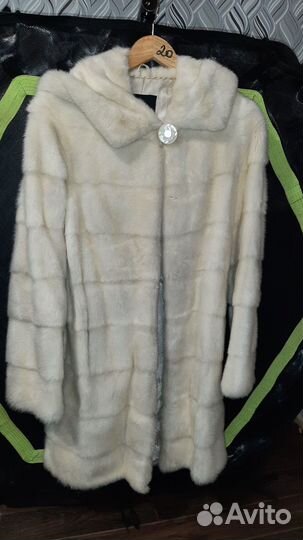 Шуба норковая с капюшоном