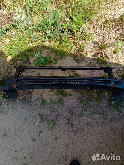 Передний усилитель бампера skoda octavia А5