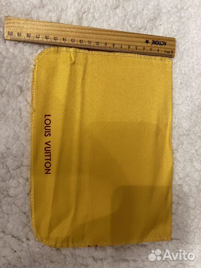 Коробочка и пыльник Louis Vuitton